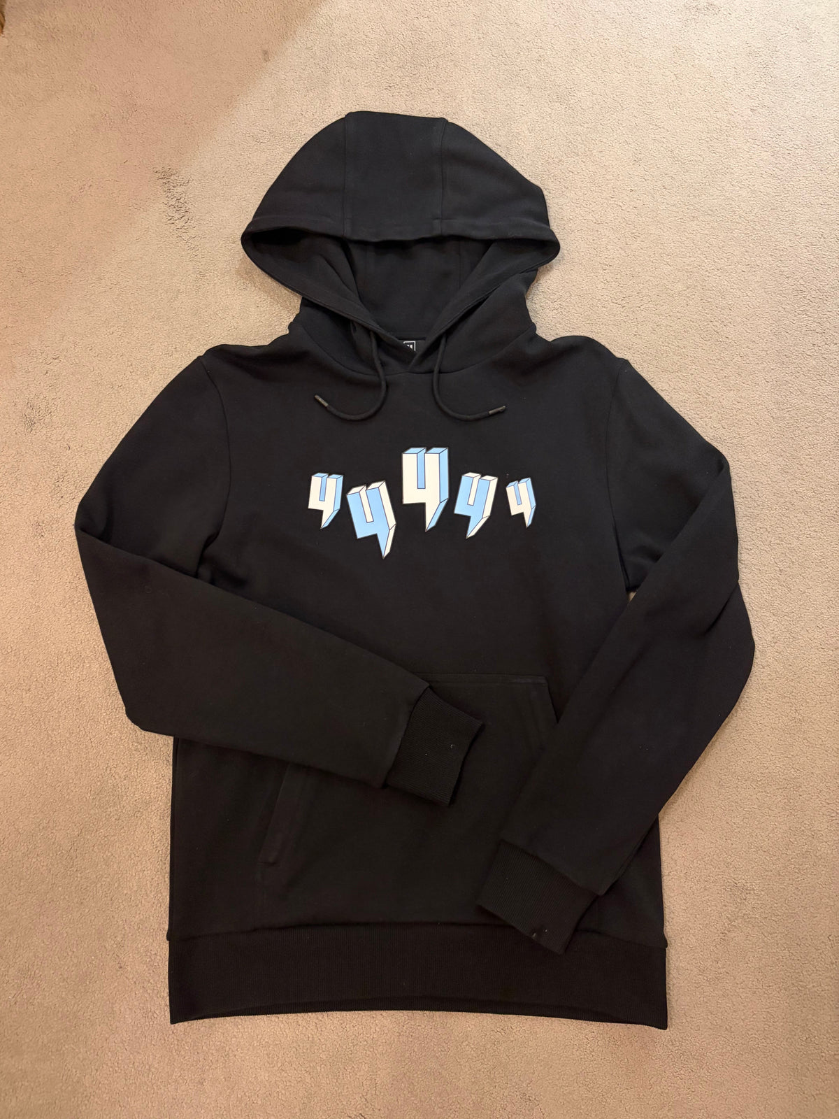 Yelir world hoodie 4Y