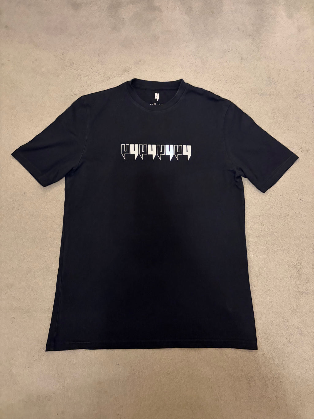 Yelir world black reflective t shirt