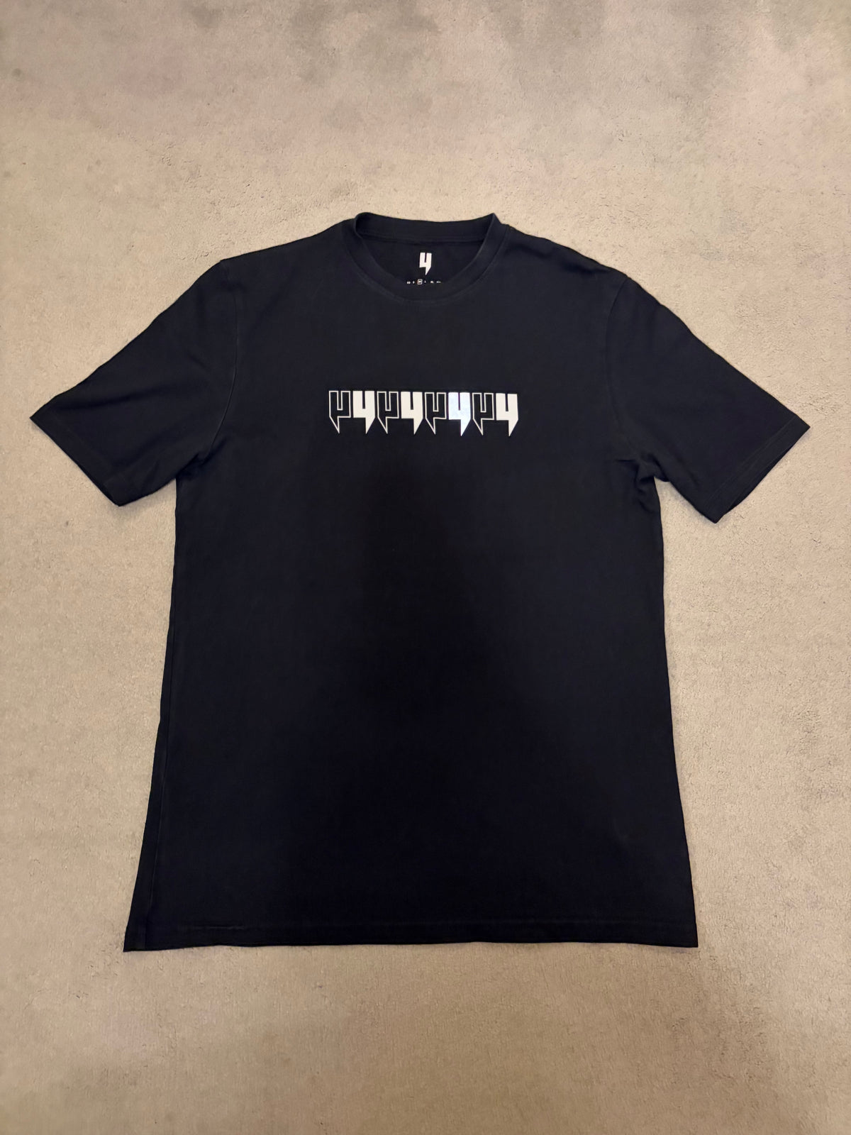 Yelir world black reflective t shirt